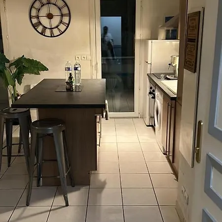 Mondello Hotellerie&Consultant : Appartement De Standing 47M2 Avec Piscine Cannes Exterior photo