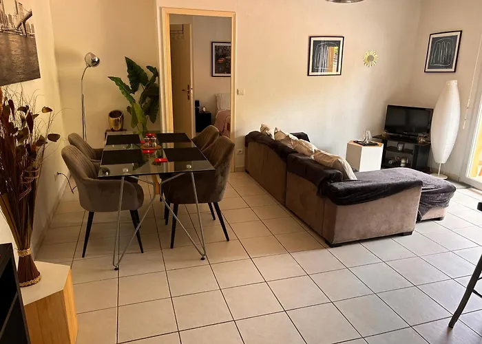 Mondello Hotellerie&Consultant : Appartement De Standing 47M2 Avec Piscine Cannes