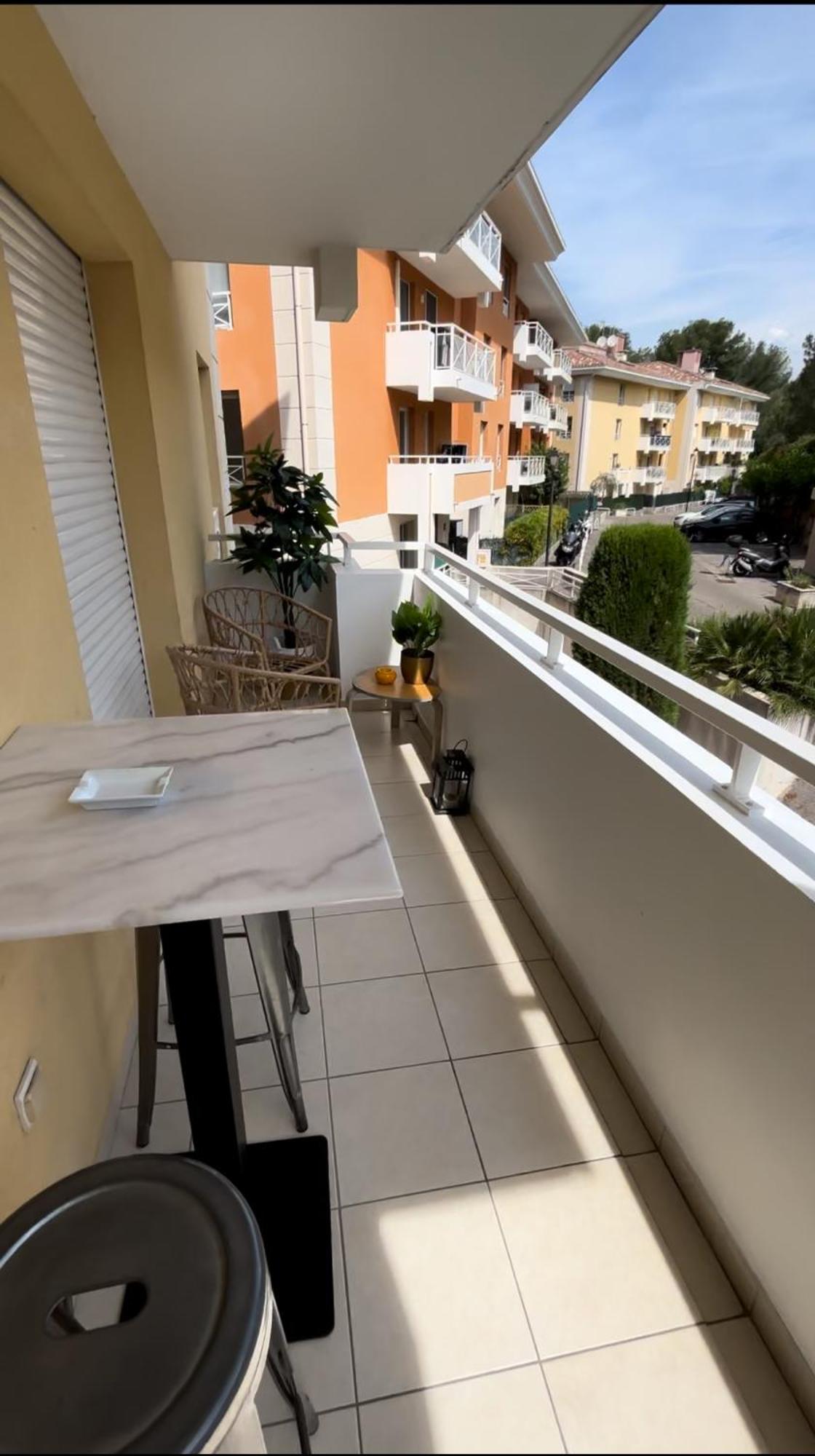 Mondello Hotellerie&consultant : De Standing 47m2 Avec Piscine Apartment