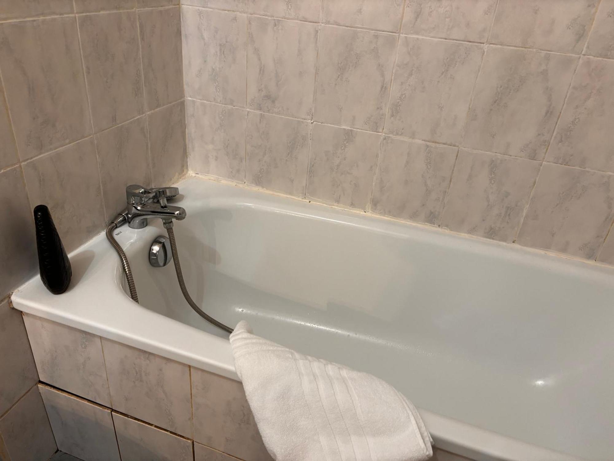 Apartment Mondello Hotellerie&consultant : De Standing 47m2 Avec Piscine Cannes